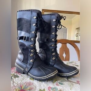 Sorel Conquest Carly II boots womens size 10